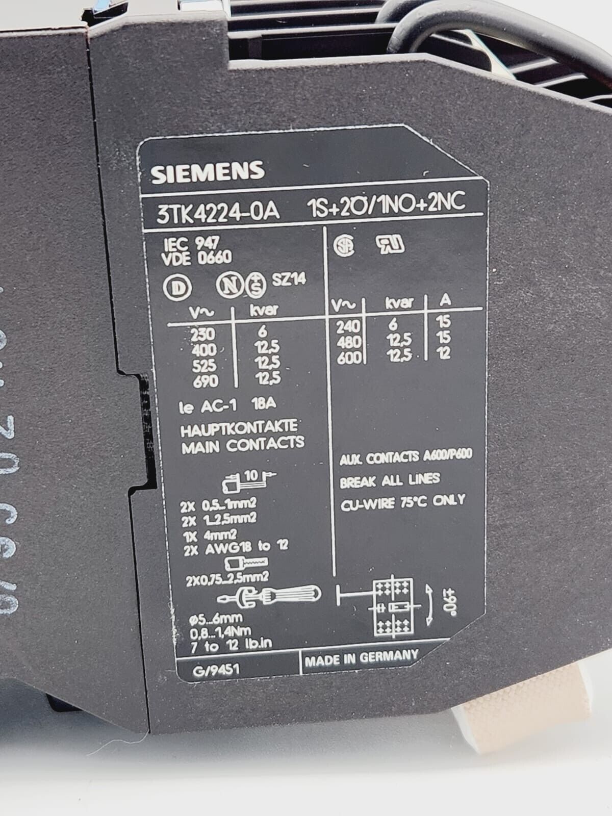 Siemens 3TK4224-0AP0 Kondesatorschuetz 12,5 kvar 1NO+2NC AC230 - A&T Onlineshop