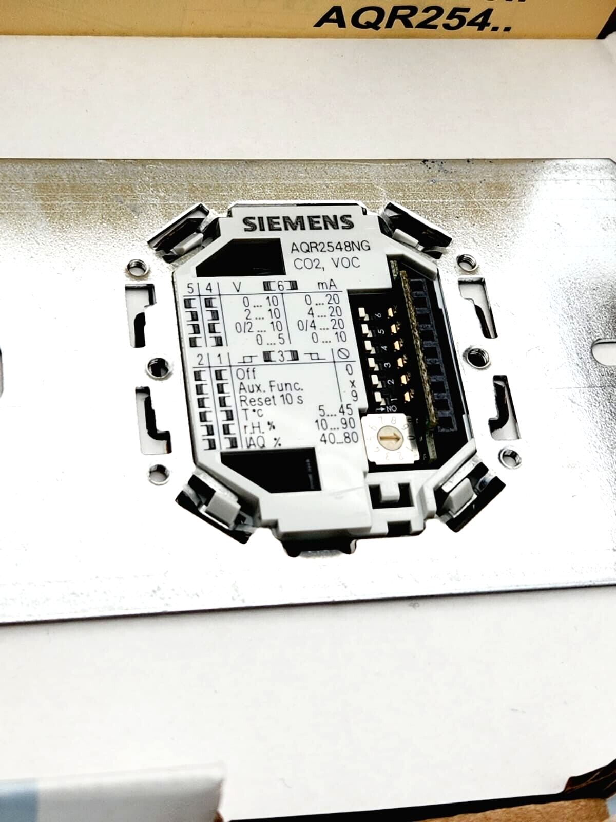 Siemens AQR2548NG, Basismodul mit integrierter VOC und CO2-Messung, S55720-S154 - A&T Onlineshop