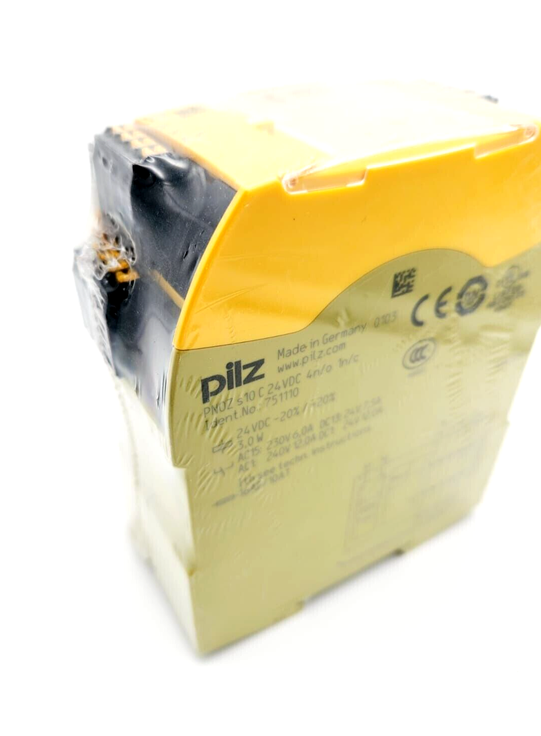 Pilz 751110 PNOZ s10 C, Sicherheitsschaltgerät, 24VDC 4 n/o 1 n/c - A&T Onlineshop